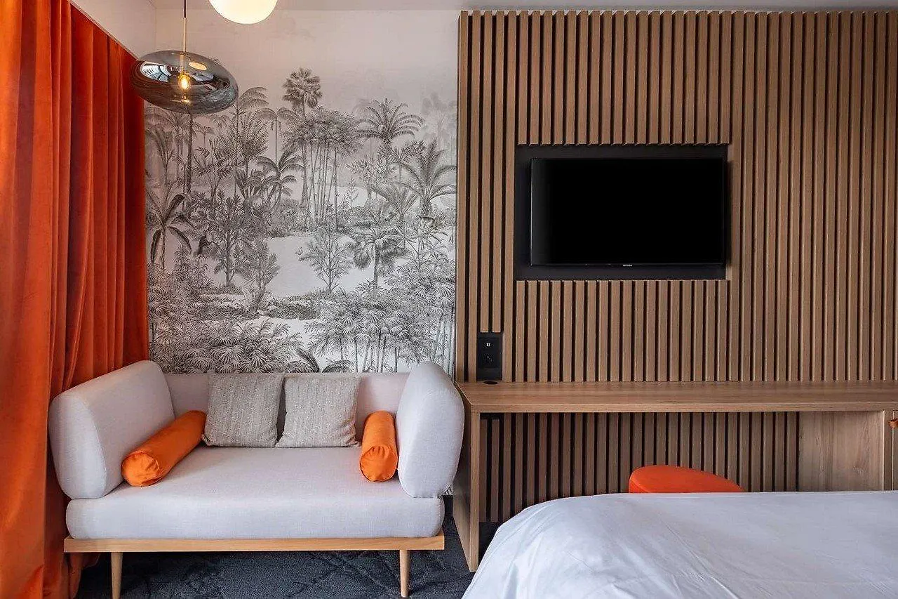 Golden Tulip Lyon Ouest Techlid Hotel Limonest