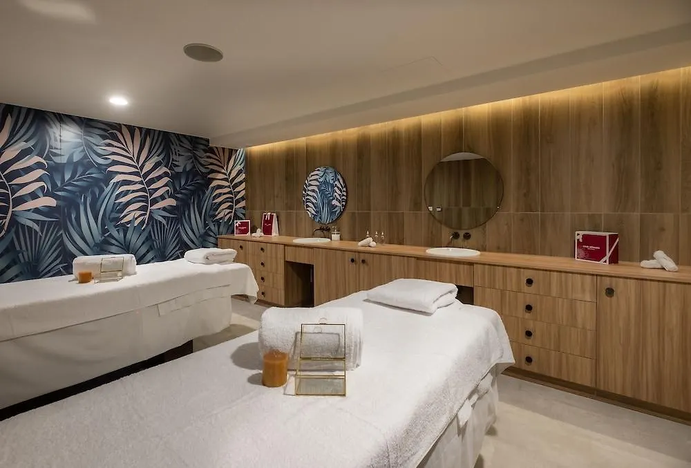 Golden Tulip Lyon Ouest Techlid Hotel Limonest
